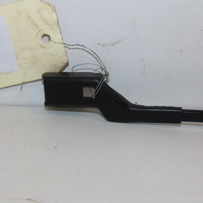 Bras essuie-glace avant gauche occasion PEUGEOT 308 II Phase 1 04-1995->04-1999 1.2 PureTech 110ch 1610670580 3
