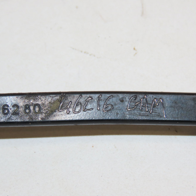 Bras essuie-glace avant gauche occasion PEUGEOT 308 II Phase 1 04-1995->04-1999 1.2 PureTech 110ch 1610670580 4