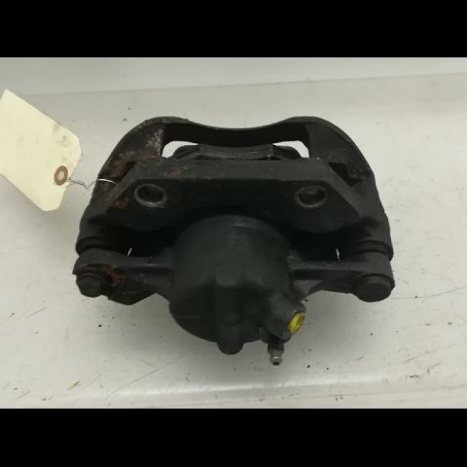 Etrier de frein avant gauche occasion RENAULT KANGOO I Phase 1 09-1997->06-2003 1.2i 8v 60ch 7701207786 2