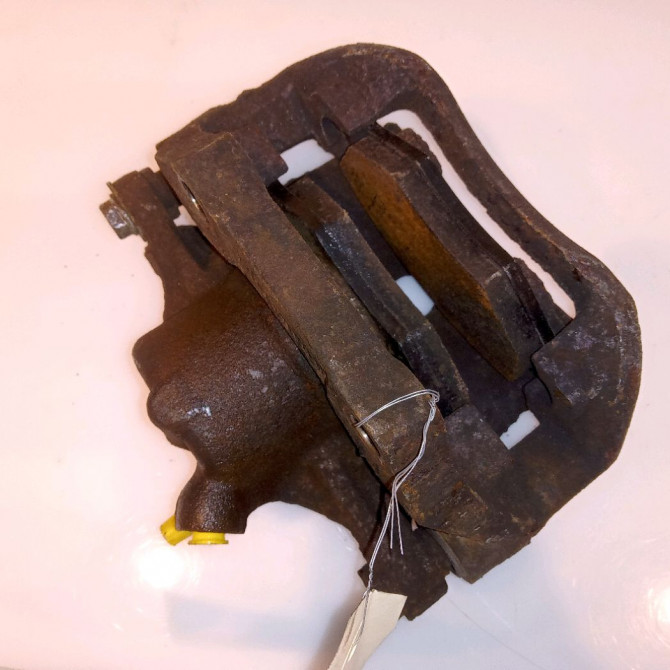 Etrier de frein avant gauche occasion RENAULT KANGOO I Phase 2 03-2003->06-2010 1.5 DCI 80ch 7701207786 2