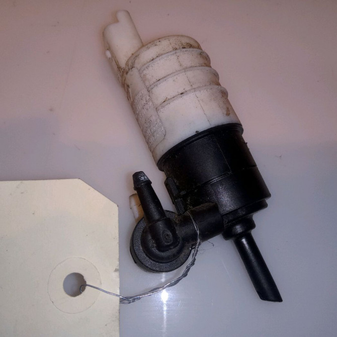 Pompe lave-glace avant occasion RENAULT KANGOO I Phase 2 03-2003->06-2010 1.5 DCI 85ch 8200213042 2