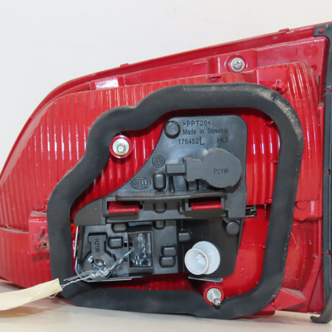 Feu arrière interieur gauche occasion VOLKSWAGEN TOURAN II Phase 1 09-2010->12-2015 1.6 TDI 105ch 1T0945093 2