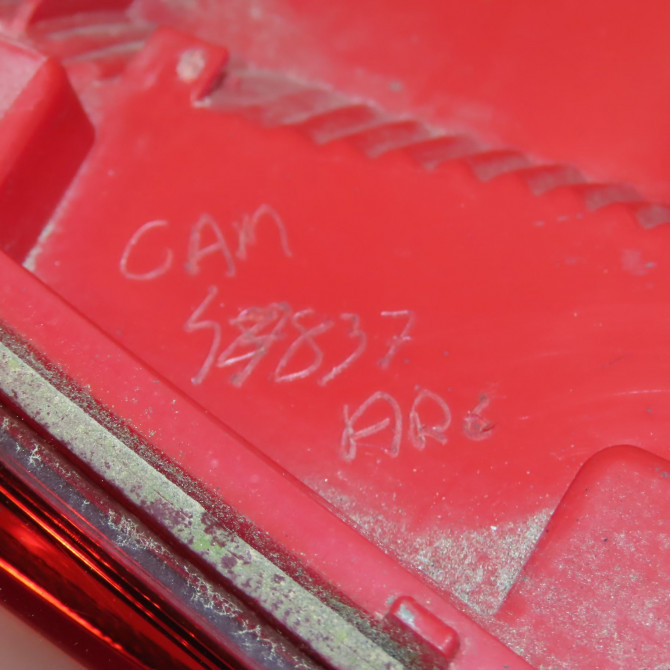 Feu arrière interieur gauche occasion VOLKSWAGEN TOURAN II Phase 1 09-2010->12-2015 1.6 TDI 105ch 1T0945093 4