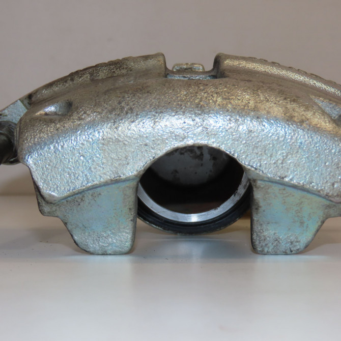 Etrier de frein avant gauche occasion RENAULT KANGOO I Phase 2 03-2003->06-2010 1.5 DCI 70ch 7701207786 2