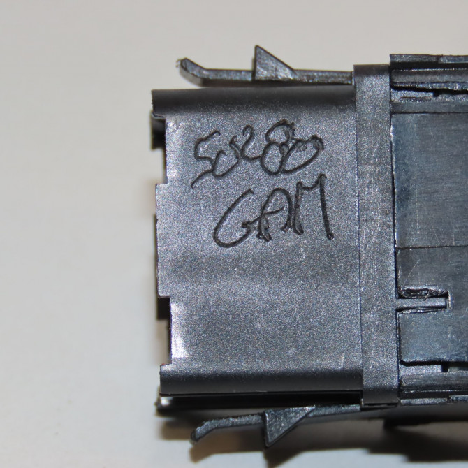 Bouton de warning occasion VOLKSWAGEN TOURAN I Phase 1 03-2003->12-2006 1.9 TDI 105ch 1T0953509B 3