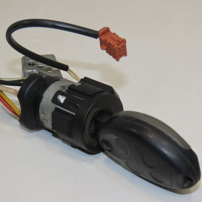 Kit serrures + antivol occasion CITROEN C8 Phase 1 06-2002->... 2.2 HDi 16v 130ch 4162KQ 2