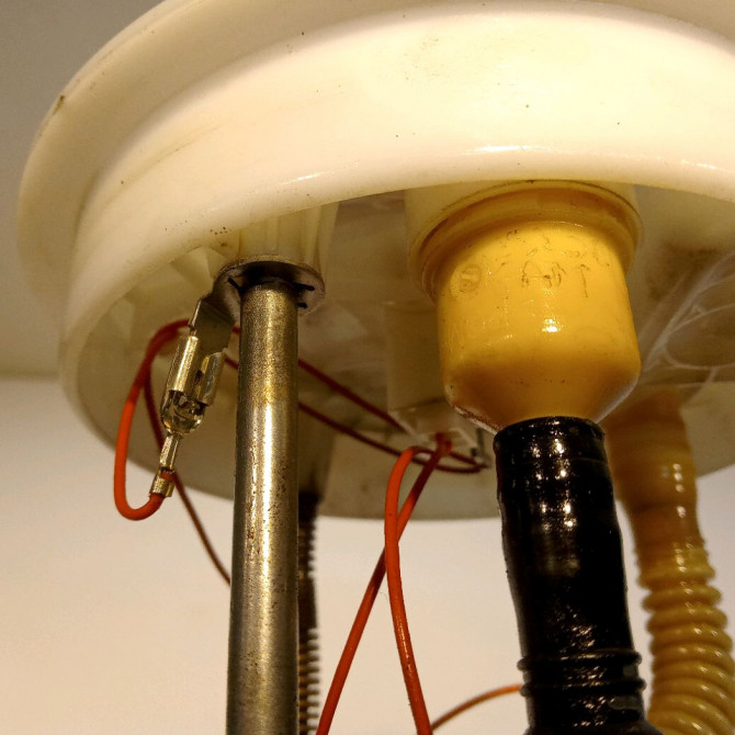 Jauge a carburant occasion FORD FOCUS III Phase 1 01-2011->04-2015 1.6 TDCI 115ch 1851450 3