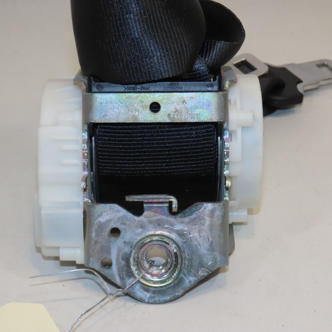 Ceinture centrale arriere occasion  1917299 2