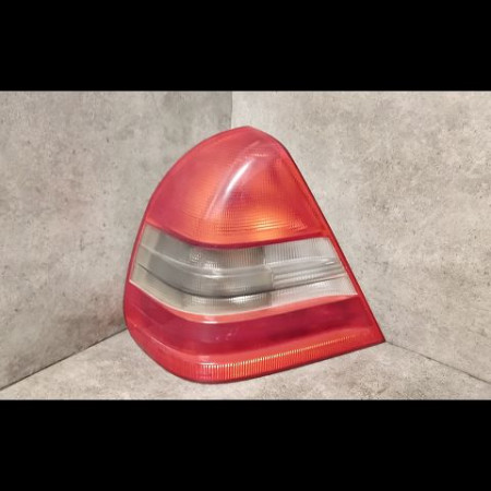 Feu arrière gauche occasion MERCEDES CLASSE C I
