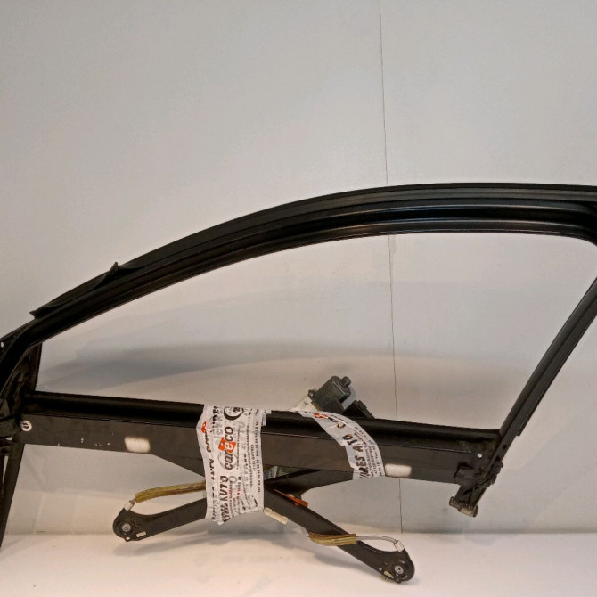 Mecanisme + moteur lève-glace avant droit occasion AUDI A3 II Phase 1 06-2003->06-2008 8P4837462C 2