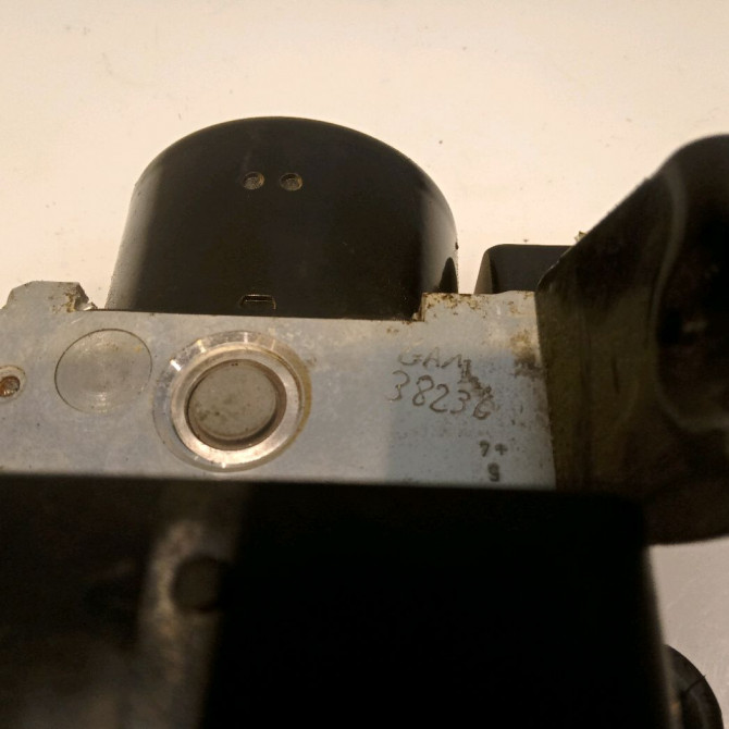 Unité hydraulique ABS occasion FORD FOCUS III Phase 1 01-2011->04-2015 1.6 TDCI 115ch 1847182 3