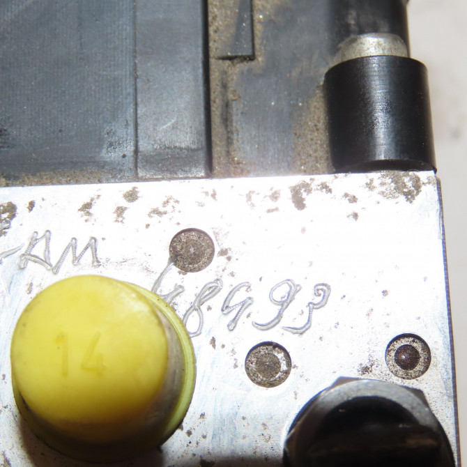 Unité hydraulique ABS occasion FORD CMAX II Phase 1 09-2010->09-2015 1.6 TDCI 115ch 1847182 3