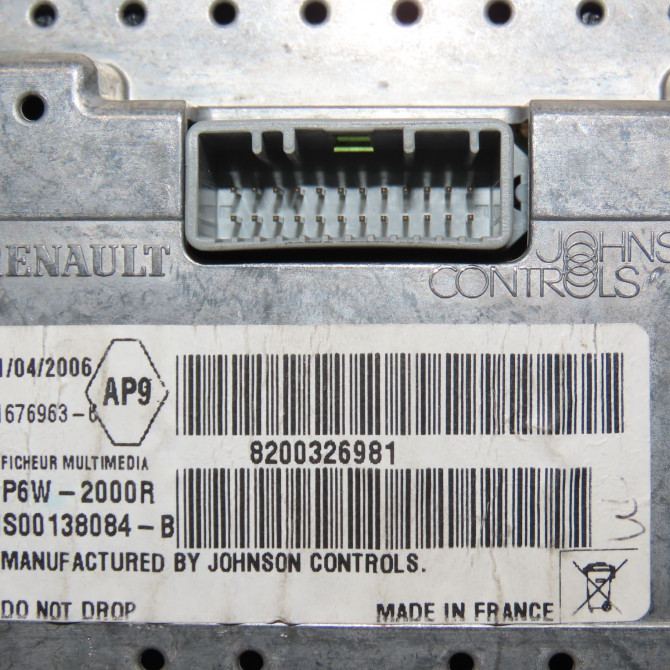 Autoradio occasion RENAULT LAGUNA II Phase 2 03-2005->09-2007 1.9 DCI 125ch 6