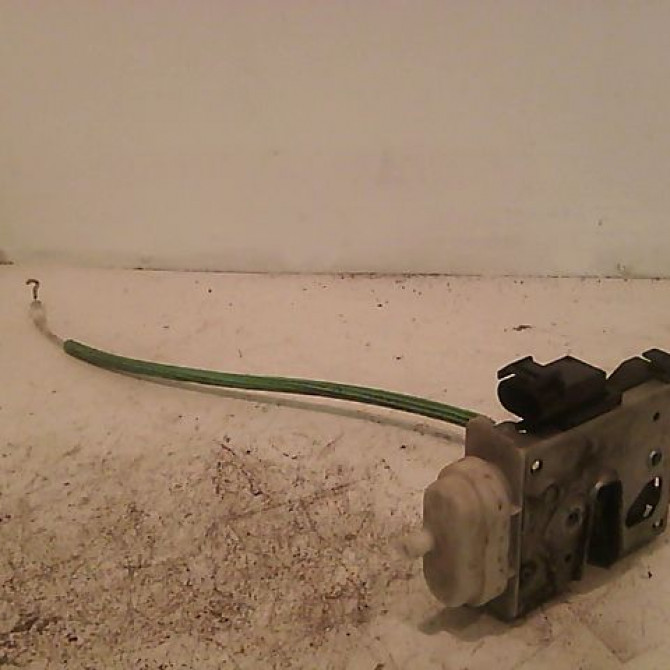 Serrure porte avd occasion AUDI A3 I Phase 1 09-1996->10-2000 8L1837016E 1