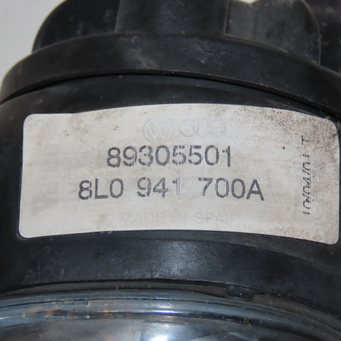 Phare antibrouillard avant droit occasion  8L0941700A 4