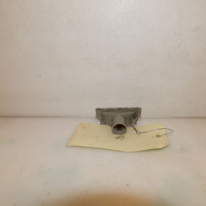 Répétiteur aile gauche occasion OPEL CORSA IV Phase 1 09-2006->12-2010 1.3 CDTI 90ch 13497989 2