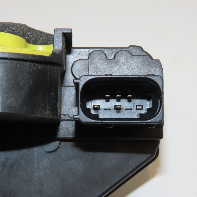 Serrure porte avg occasion CHEVROLET CRUZE Phase 1 03-2009->... 13579490 4