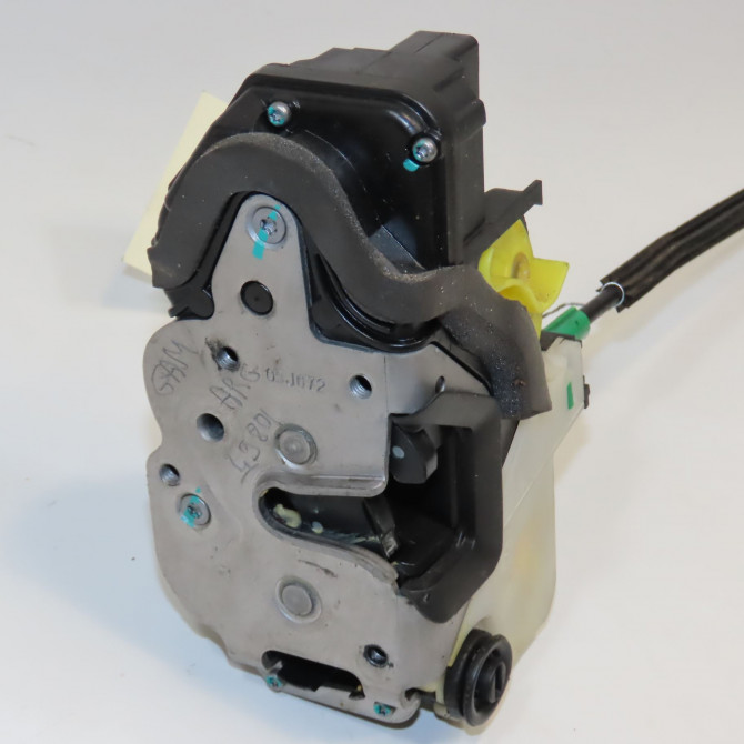 Serrure porte arg occasion CHEVROLET CRUZE Phase 1 03-2009->... 13579535 1