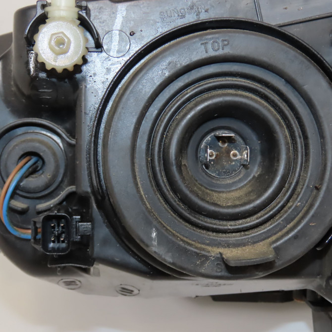 Phare droit occasion CHEVROLET CRUZE Phase 1 03-2009->... 95137778 3