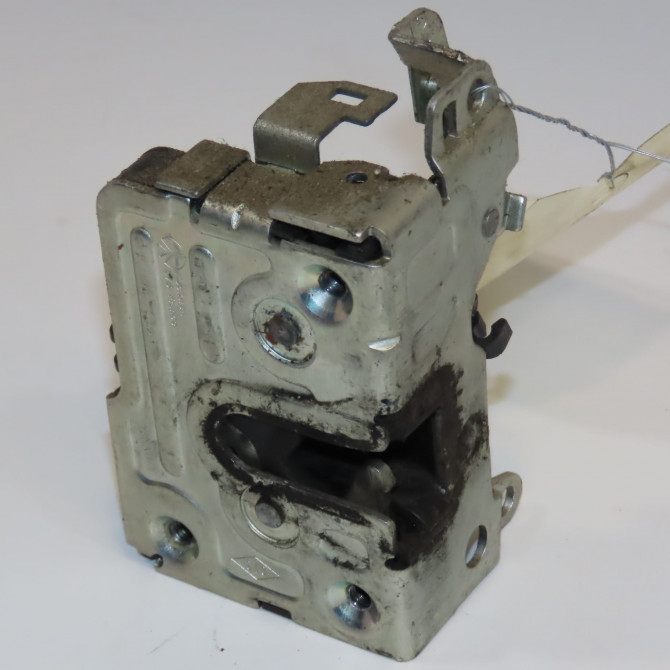 Serrure porte avg occasion DACIA LOGAN I Phase 1 04-1995->04-1999 1.6 MPI 85ch 8200928446 1