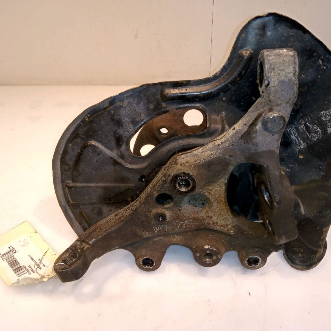 Moyeu avg occasion MERCEDES CLASSE C II Phase 2 BREAK 03-2004->06-2007 2093300325 2