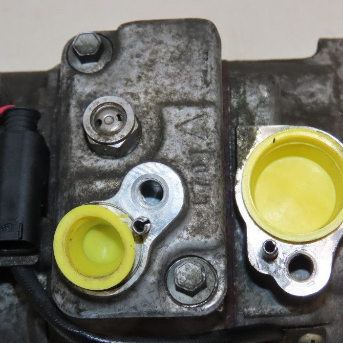 Compresseur air conditionne occasion MERCEDES CLASSE CLK II Phase 1 05-2002->12-2009 270 CDI 230901180 3