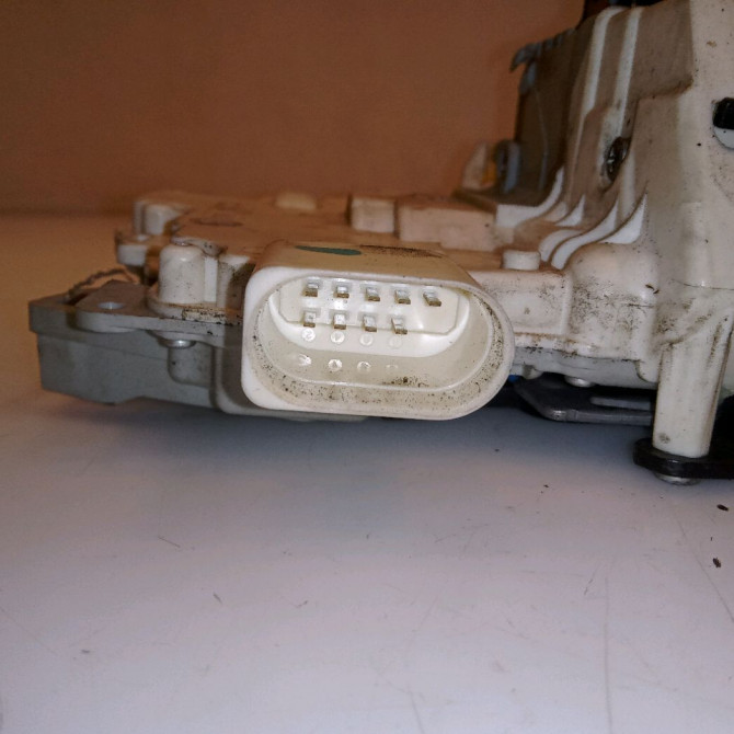 Serrure porte avg occasion  4F1837015E 3