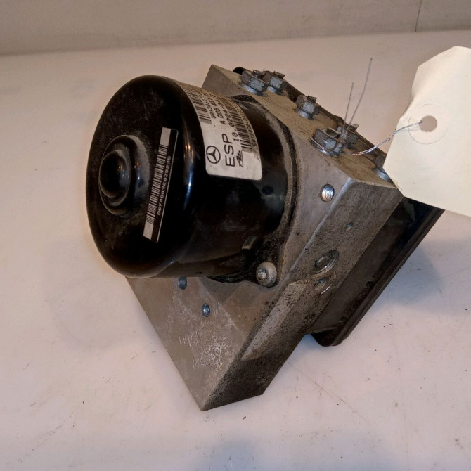 Unité hydraulique ABS occasion MERCEDES CLASSE C II Phase 2 BREAK 03-2004->06-2007 44316212 3