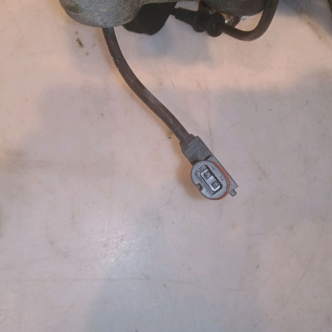 Moyeu avg occasion MERCEDES CLASSE A II Phase 1 12-2004->04-2008 A 180 CDI 1693370145 3