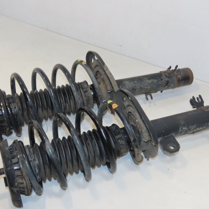 Amortisseur avant droit occasion PEUGEOT 2008 Phase 1 01-2013->... 1.6 E-HDI 92ch 9676636780 1