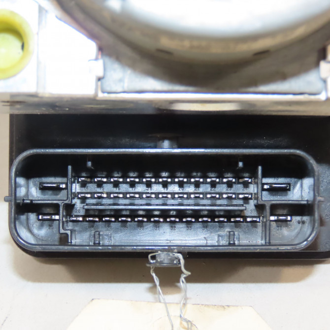 Unité hydraulique ABS occasion PEUGEOT 2008 Phase 1 01-2013->... 1.6 E-HDI 92ch 1617387780 3