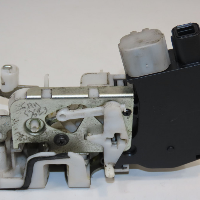 Serrure porte arg occasion HONDA JAZZ I 2