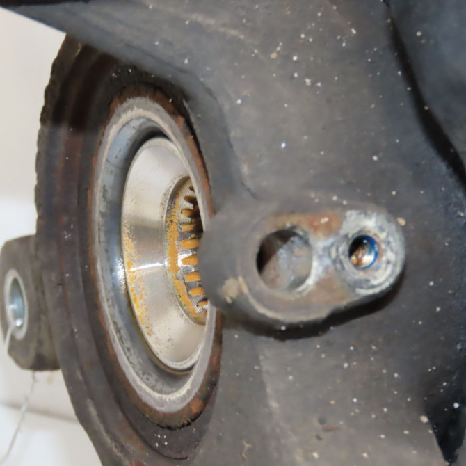 Moyeu avd occasion MERCEDES CLASSE A II Phase 1 12-2004->04-2008 A 200 CDI 3