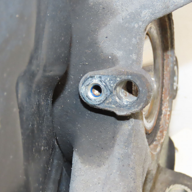 Moyeu avg occasion MERCEDES CLASSE A II Phase 1 12-2004->04-2008 A 200 CDI 3