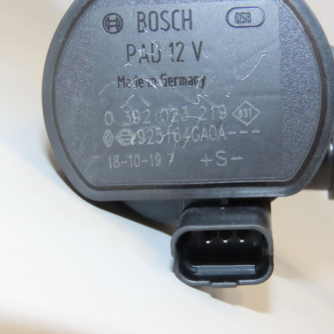 Pompe a eau occasion RENAULT MASTER III Phase 2 06-2014->... 210103098R 3