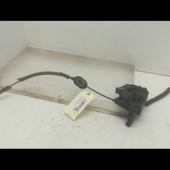 Serrure porte avd occasion RENAULT CAPTUR Phase 1 02-2013->... 1.5 DCI 90ch 805022764R 1