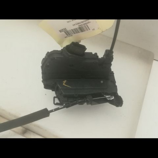 Serrure porte avd occasion RENAULT CAPTUR Phase 1 02-2013->... 1.5 DCI 90ch 805022764R 3