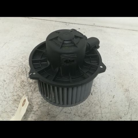 Ventilateur de chauffage occasion HYUNDAI I 20 I Phase 1 04-2009->06-2012 1.2i 78ch 971134P000