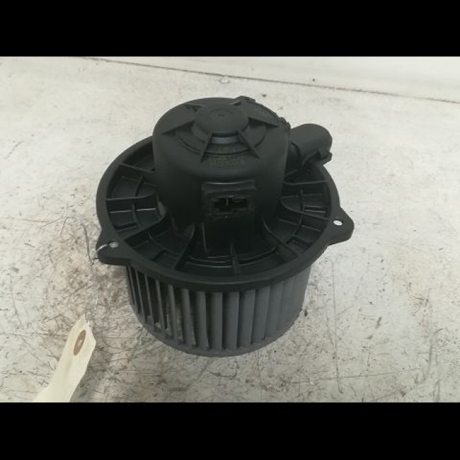 Ventilateur de chauffage occasion HYUNDAI I 20 I Phase 1 04-2009->06-2012 1.2i 78ch 971134P000 1