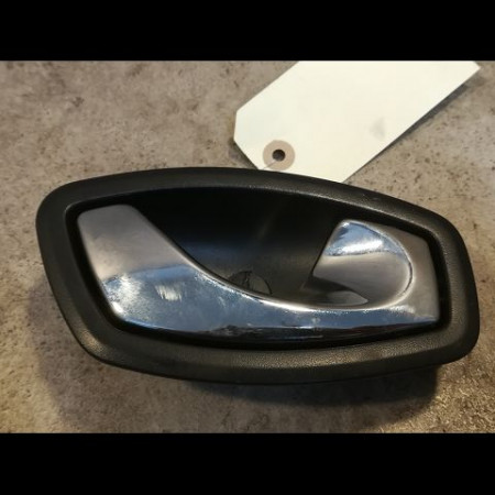 Poignee int porte ard occasion RENAULT SCENIC III Phase 3 04-2013->... 1.6Dci 130ch 826724399R