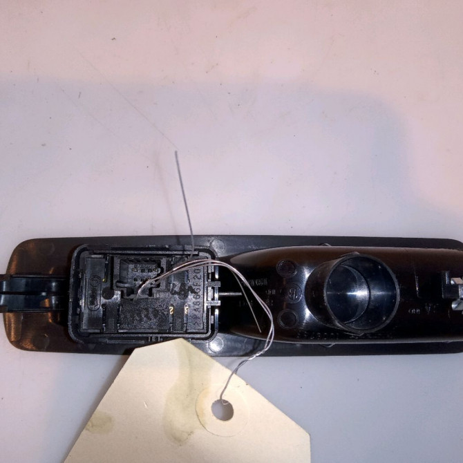 Commande leve-glace porte arrière droite occasion RENAULT LAGUNA III Phase 2 11-2010->03-2013 2.0 DCI 16v 130ch 254010003R 2