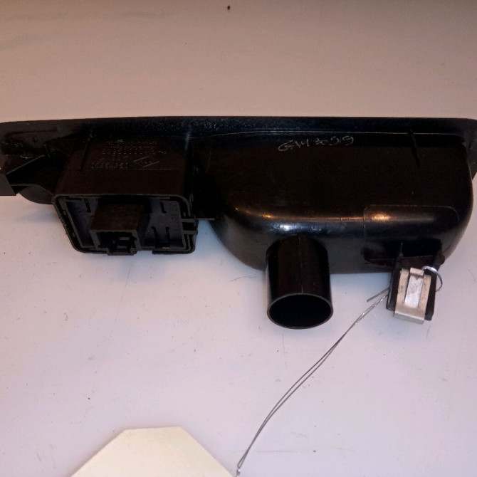 Commande leve-glace porte arrière droite occasion RENAULT SCENIC III Phase 1 04-2009->11-2011 1.9 DCI 130ch 254010003R 2