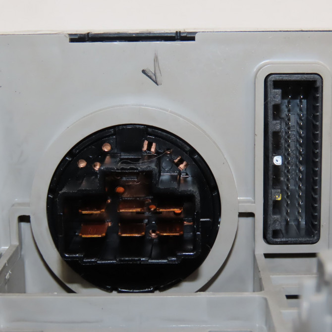 Commande de chauffage occasion HYUNDAI I 20 I phase 2 06-2012->03-2015 1.2i 85ch 972504P540BLH 3