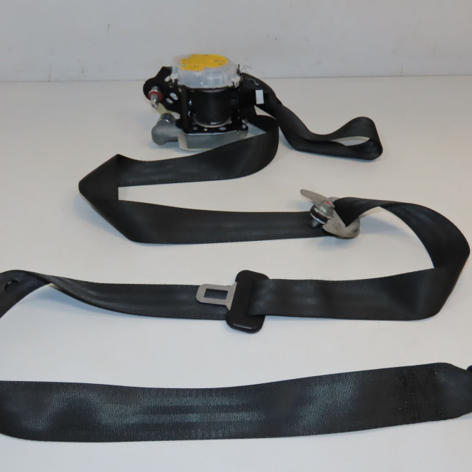 Ceinture avant droite occasion HYUNDAI I 20 I phase 2 06-2012->03-2015 1.2i 85ch 888801J800OM 1