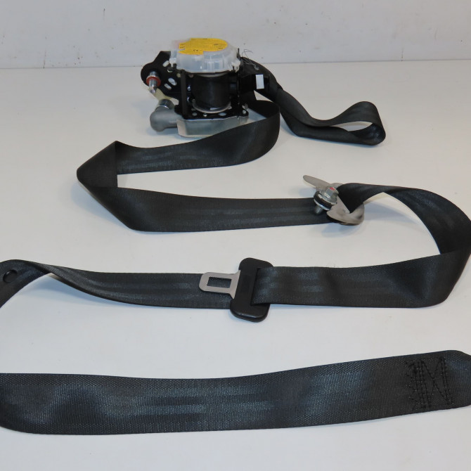 Ceinture avant droite occasion HYUNDAI I 20 I phase 2 06-2012->03-2015 1.2i 85ch 888801J800OM 2