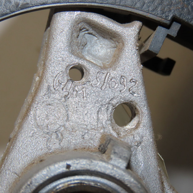 Volant de direction occasion TOYOTA HI ACE II Phase 3 01-2007->... 3