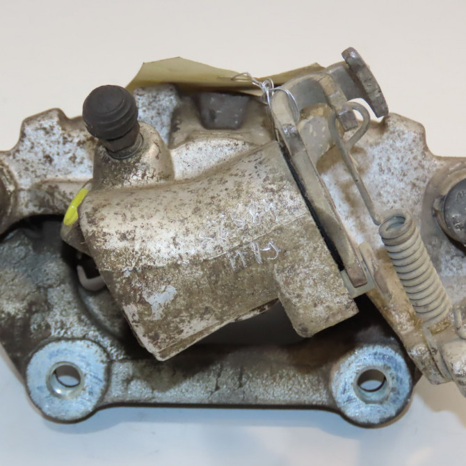 Etrier de frein arrière droit occasion TOYOTA YARIS III Phase 2 06-2014->... 1.5 100ch 478300D020 3