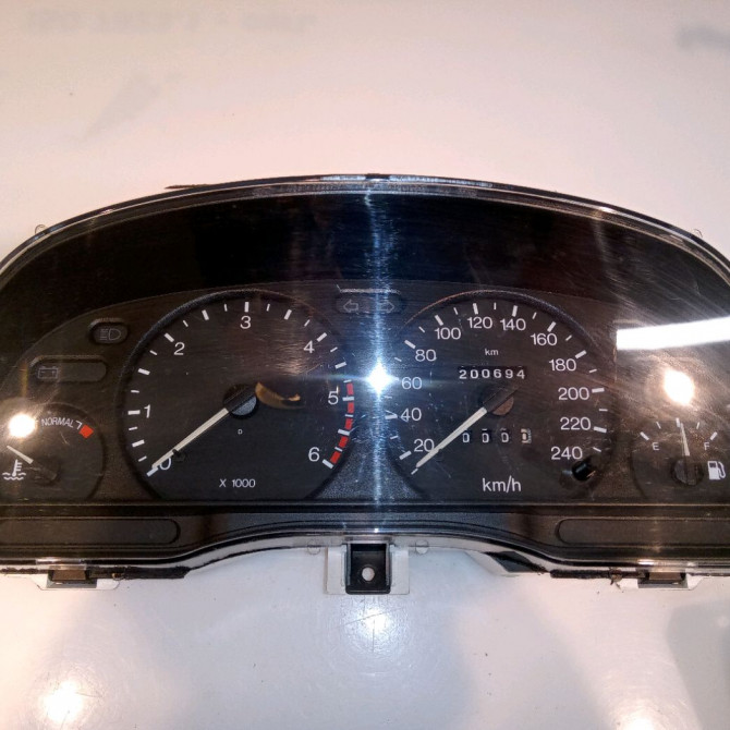 Compteur occasion FORD MONDEO I Phase 2 10-1996->09-2000 1.8 1027604 1