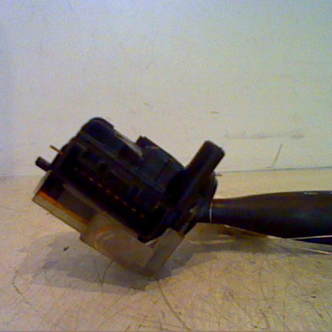 Commande essuie glace occasion TOYOTA RAV4 II Phase 1 07-2000->10-2003 115 D-4D 8465242120 2