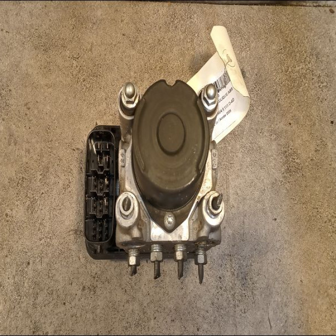 Unité hydraulique ABS occasion TOYOTA RAV4 II Phase 2 10-2003->12-2005 115 D-4D 4405042080 2